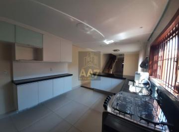 Casa · 125m² · 3 Quartos · 2 Vagas · SOBRADO REFORMADO NO JARDIM ESTER.
