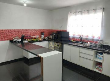Casa · 268m² · 5 Quartos · 6 Vagas · A Casa Perfeita ! 5 dormitórios, 2 suítes  Moderna, Ampla e Muito Bem Localizada!