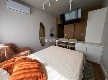 Apartamento · 20m² · 1 Quarto · Stúdio reformado e mobiliado com linda vista! Ótima rentabilidade mensal