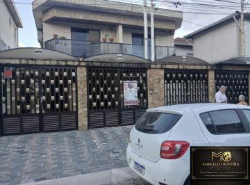 Casa · 132m² · 3 Quartos · 2 Vagas · Casa Sobreposta Alta à Venda – São Vicente/SP