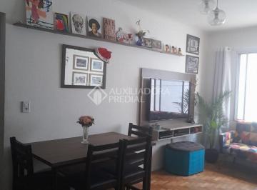 Apartamento · 76m² · 2 Quartos · Apartamento no bairro Petrópolis