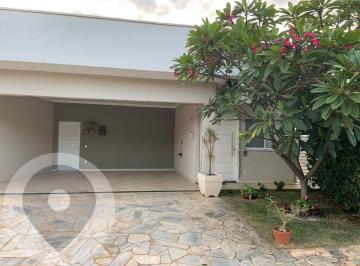 Casa · 268m² · 4 Quartos · 4 Vagas · Casa Térrea no Residencial Le Village em Valinhos