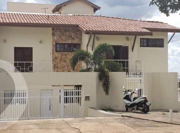 Casa · 330m² · 11 Quartos · 8 Vagas · Casa à venda no bairro Parque das Universidades