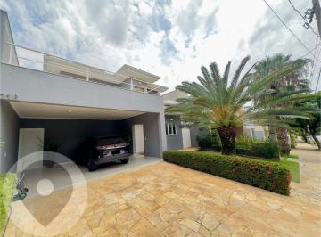 Casa · 200m² · 3 Quartos · 4 Vagas · 3 Dormitórios, Suíte, Quintal Verde e preço imbatível! - Swiss Park é o seu novo lar.