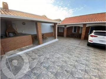 Casa · 150m² · 2 Quartos · 4 Vagas · Casa à venda no bairro Jardim Carlos Lourenço