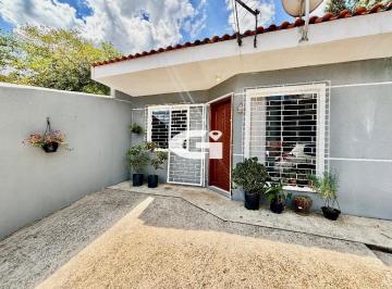 Casa · 71m² · 2 Quartos · 1 Vaga · Casa térrea em condomínio com 2 quartos no Santa Cândida e vaga de garagem - Cur
