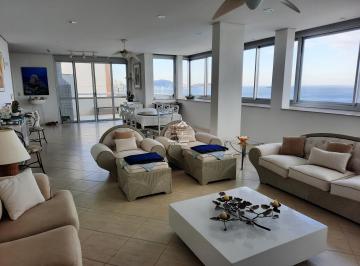 Foto 01 · Imperdível cobertura de luxo à venda em Guarujá-SP, bairro Pitangueiras, 4 quartos, 2 suites, 2 sala