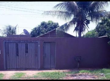 Casa · 132m² · 1 Quarto · 2 Vagas · Casa com Terreno Amplo Pronta pra Morar!