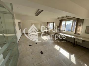 Comercial · 108m² · Conjunto comercial à venda no Paraíso com 4 salas e 2 banheiros