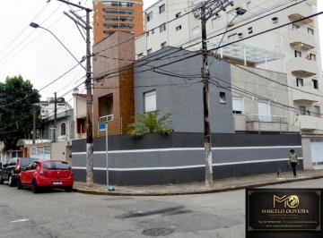 Casa · 237m² · 4 Quartos · 5 Vagas · Raridade em Santos – Sobrado Triplex Isolado com Piscina e Salão de Festas