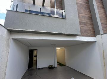 Casa · 148m² · 3 Quartos · 2 Vagas · Casa Duplex 03 Quartos sendo 01 Suíte à Venda em Betim no bairro Espírito Santo