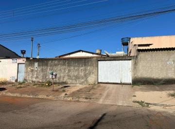 Casa · 267m² · 6 Quartos · 5 Vagas · Lote com 4 casas no Setor Jardim Olímpico em Aparecida de Goiânia
