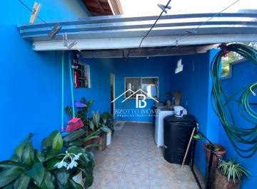 eceff4f691bced49c8b296db6410622d79f83a02 · Casa com 2 dormitórios - garagem ampla - portão eletrônico no JD Carlos Aldrovandi - Documentação re