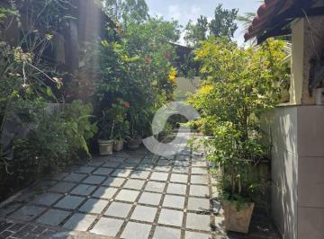 6aa2a1a4c16b01e3cf985790220c4cfbdea4abee · Casa à venda, 450 m² por R$ 530.000,00 - Cubango - Niterói/RJ