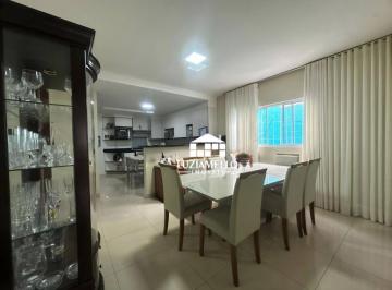 Sala de Jantar · Casa com 3 dormitórios à venda, 196 m² por R$ 1.100.000,00 - Guará II - Guará/DF