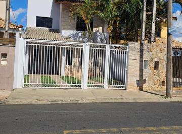 Fachada · Casa para fins Comerciais ou Residencial