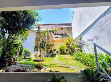Casa de 2 quartos, Jacareí · Casa Sobrado com 2 quartos no Villa Branca, 250 m² para venda