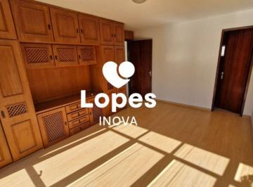 Casa de 3 quartos, Curitiba · Sobrado com 3 Quartos em 241m² total