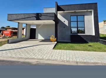 Foto 01 · Casa em Condomínio de Luxo em Tremembé-SP  3 Quartos, 1 Suíte, 2 Salas, 3 Banheiros e 2 Vagas  173,4