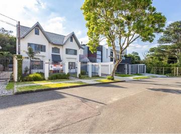 Casa · 360m² · 4 Quartos · 5 Vagas · Casa em Santa Felicidade