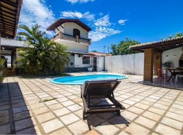 Casa · 360m² · 5 Quartos · 6 Vagas · Alugo casa de praia para o Carnaval do dia 12 ao 18 de fevereiro só por 7.500R$ casa de 6 Quartos se
