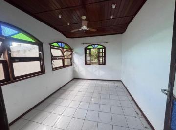 Casa · 420m² · 7 Quartos · 4 Vagas · Casa térrea de 8 quartos e 420m² para alugar no bairro São João do Rio Vermelho