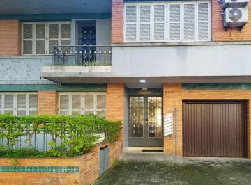 Apartamento · 40m² · 1 Quarto · Apartamento de 1 dormitório semi-mobiliado no Bairro São João