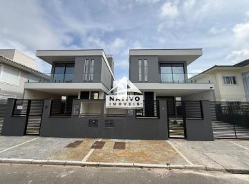 Casa · 22500m² · 3 Quartos · 2 Vagas · Casa