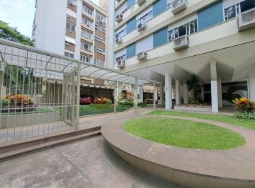 Apartamento · 69m² · 2 Quartos · Apartamento 2 dormitorios,living 2 ambientes,elevador,gas central, portaria.