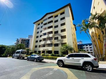 001 · Apartamento à venda - no Centro