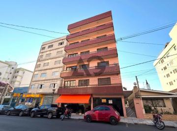 001 · Apartamento à venda - no Centro