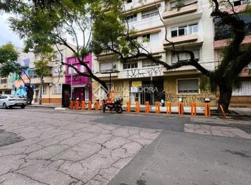 Apartamento · 74m² · 2 Quartos · Descubra seu novo lar no coração de Cidade Baixa, Porto Alegre!