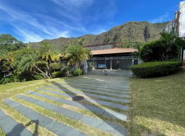 Casa de 4 quartos, Belo Horizonte · Casa com 530 m² e 4 quartos à venda em Mangabeiras