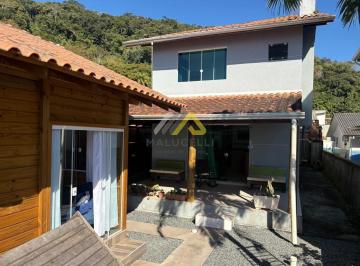 Casa · 143m² · 4 Quartos · 2 Vagas · Sobrado com vista para o Mar na Praia do Caieiras em Guaratuba.