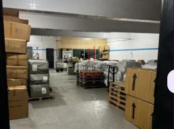 16865_i36E87X7B8w9U33k19_168656938659097d3f.jpg · Prédio comercial com Elevador de carga