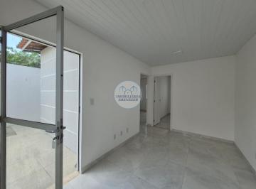 Casa reformada no Conj Parque Viver Tomba · Casa Reformada com 2 Quartos Ampla Área Livre - Parque Viver Tomba
