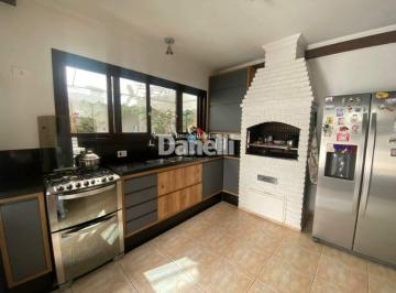 Casa · 150m² · 4 Quartos · 2 Vagas · Sobrado à venda, 4 quartos, 2 suítes, 2 vagas, Jardim Independência - Taubaté/SP