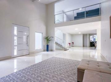 Casa · 550m² · 4 Quartos · 8 Vagas · Residência de Alto Padrão com Elevador, Área Gourmet e Edícula