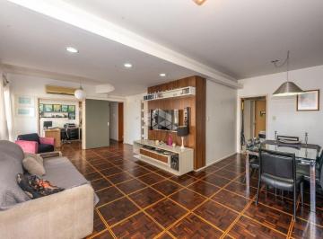 Apartamento · 172m² · 2 Quartos · 1 Vaga · Apartamento de 172 m2, 2 dormitórios no Centro Histórico.