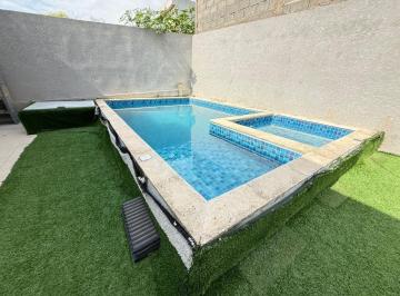 Casa · 200m² · 3 Quartos · 2 Vagas · Casa Completa à Venda com Suíte em Bom Jesus dos Perdões