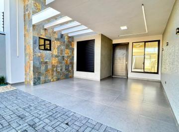 43177060_g.jpg · 
                                CASA COM 1 SUÍTE E DOIS QUARTOS NO ECOVALLEY EM SARANDI - PR
      