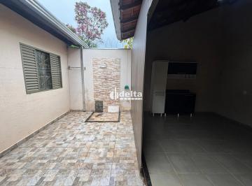 Casa · 220m² · 4 Quartos · 3 Vagas · Casa com 4 quartos sendo 1 suite disponível para locação no bairro Cidade Jardim em Uberlândia-MG