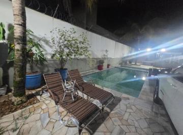 Casa · 320m² · 2 Quartos · 2 Vagas · Casas Residenciais Padrão em Ribeirão Preto