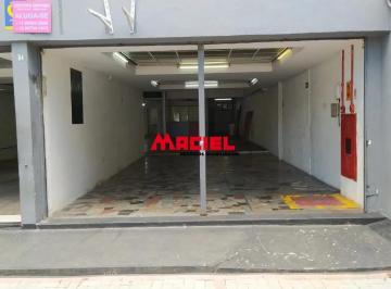 Comercial · 200m² · 2 Vagas · Ponto comercial! excelente localização no Centro