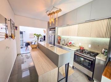 Casa · 92m² · 3 Quartos · 1 Vaga · Sobrado 280m da Praia, 3 dormitórios em Itajuba