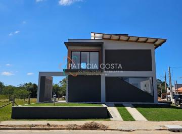 Casa · 122m² · 2 Quartos · Casas em Lançamento no bairro Campo Duna- Garopaba/SC