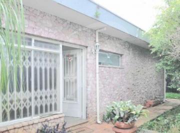 Casa · 250m² · 3 Quartos · 1 Vaga · Casa térrea em 357m2 com 3 quartos, 2 suítes, quintal grande, jardim e muito estilo na Vl. Guilherme