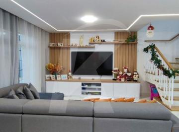 Casa · 215m² · 3 Quartos · 3 Vagas · Casa à venda 3 quartos , sendo 1 suíte, 3 vagas - Vila Medeiros