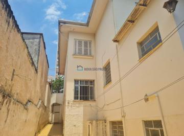 Casa · 140m² · 3 Quartos · 2 Vagas · Sobrado 3 dormitórios, 155m2, quintal, 2 vagas.