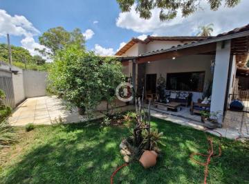 Casa · 136m² · 3 Quartos · 3 Vagas · CASA A VENDA - BAIRRO VARZÉA